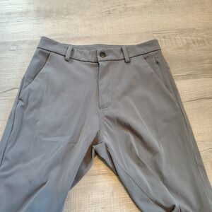 Lululemon Mens Commission Slim Fit Pants Grey Chino Trousers 28x32 euc stretch